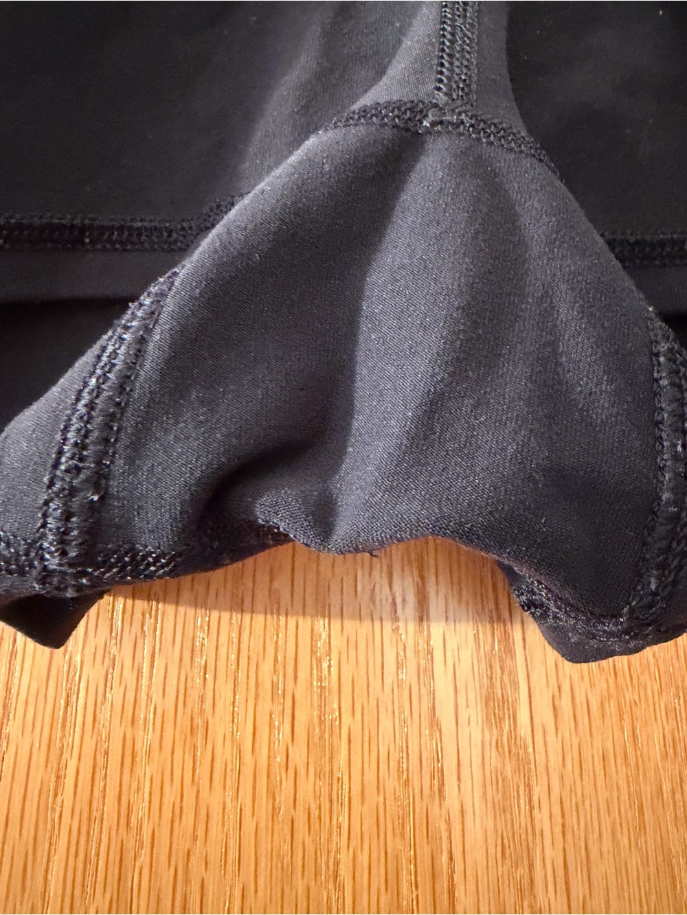 #934 Lululemon athletica Reversible Black High-Rise Athletic Shorts. 2” shorts - Picture 6 of 8